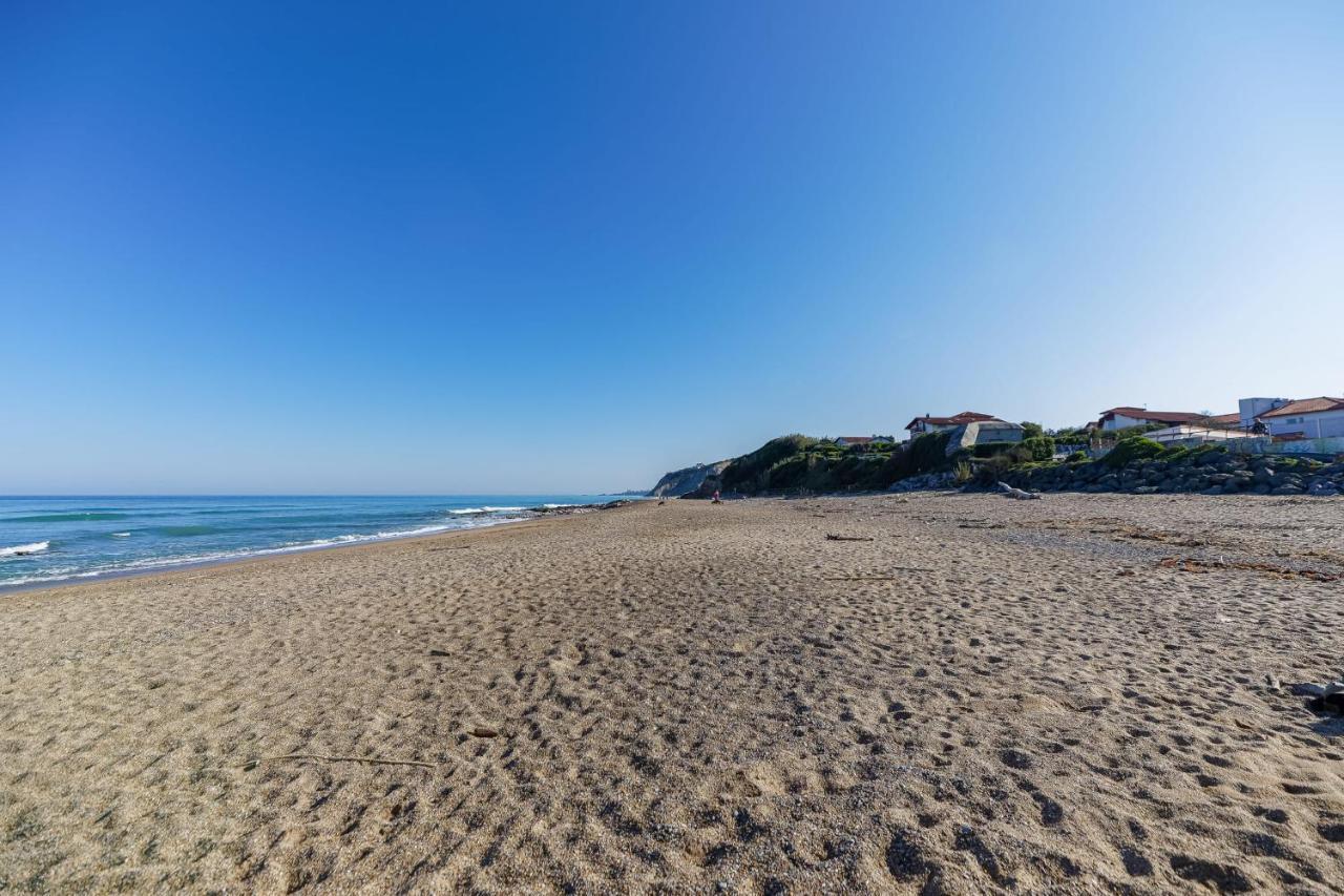Appartement - Piscine - Tennis - Wifi - Parking Bidart Bagian luar foto